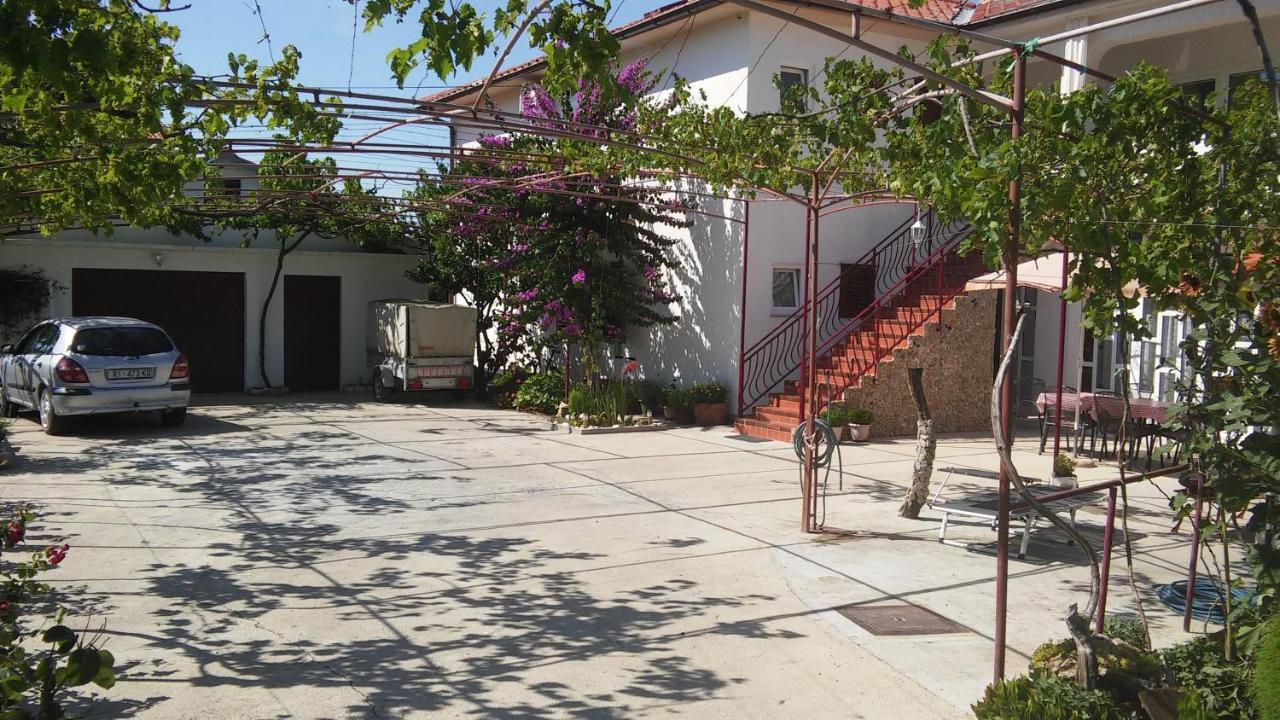 Apartments With A Parking Space Supetarska Draga - Donja, Rab - 11237 Exteriör bild